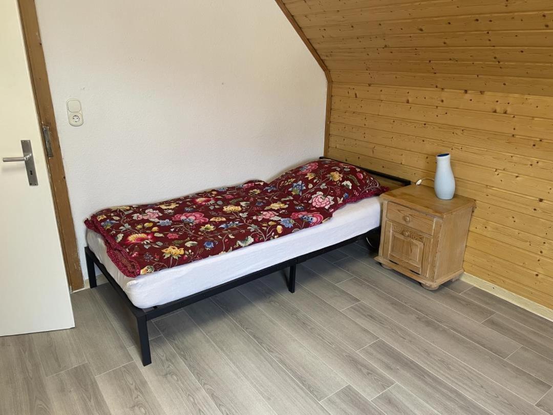Schicke Ferien- Und Monteurswohnung 53 Qm Philippsburg Zimmer foto